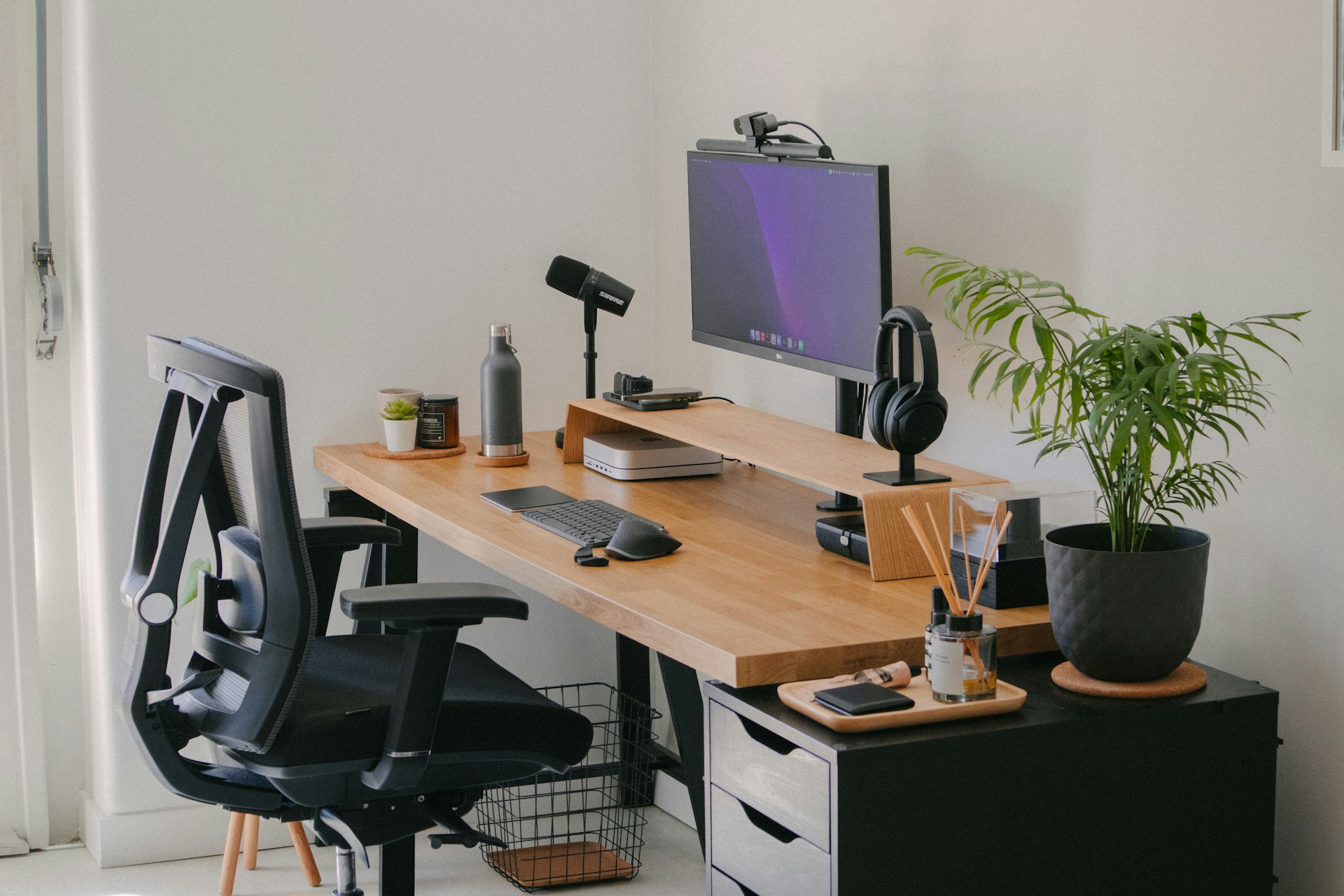 Desk accessories